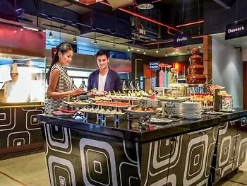 Novotel On Siam Square Hotel