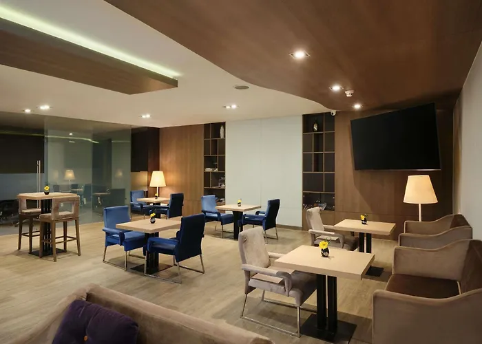 Novotel On Siam Square Hotel