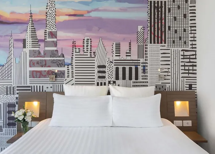 Novotel On Siam Square Hotel