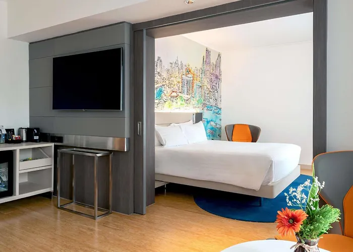 Novotel On Siam Square Hotel 4*