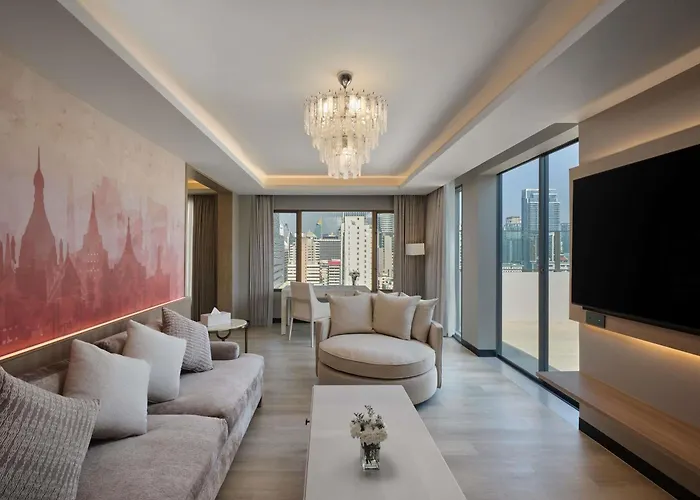 Hotel Novotel On Siam Square 4*